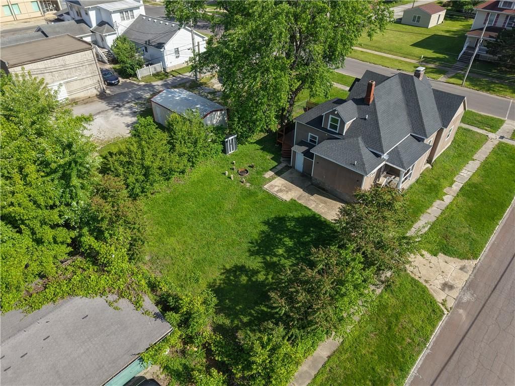 921 Clay Street — photo 31
