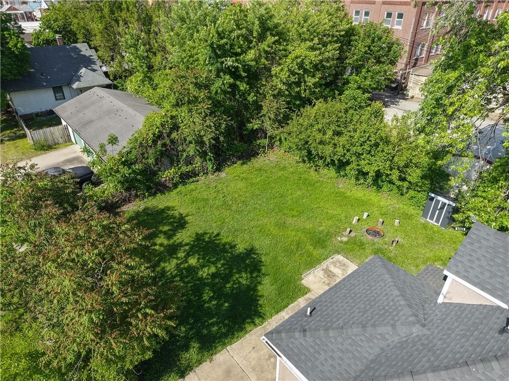 921 Clay Street — photo 32