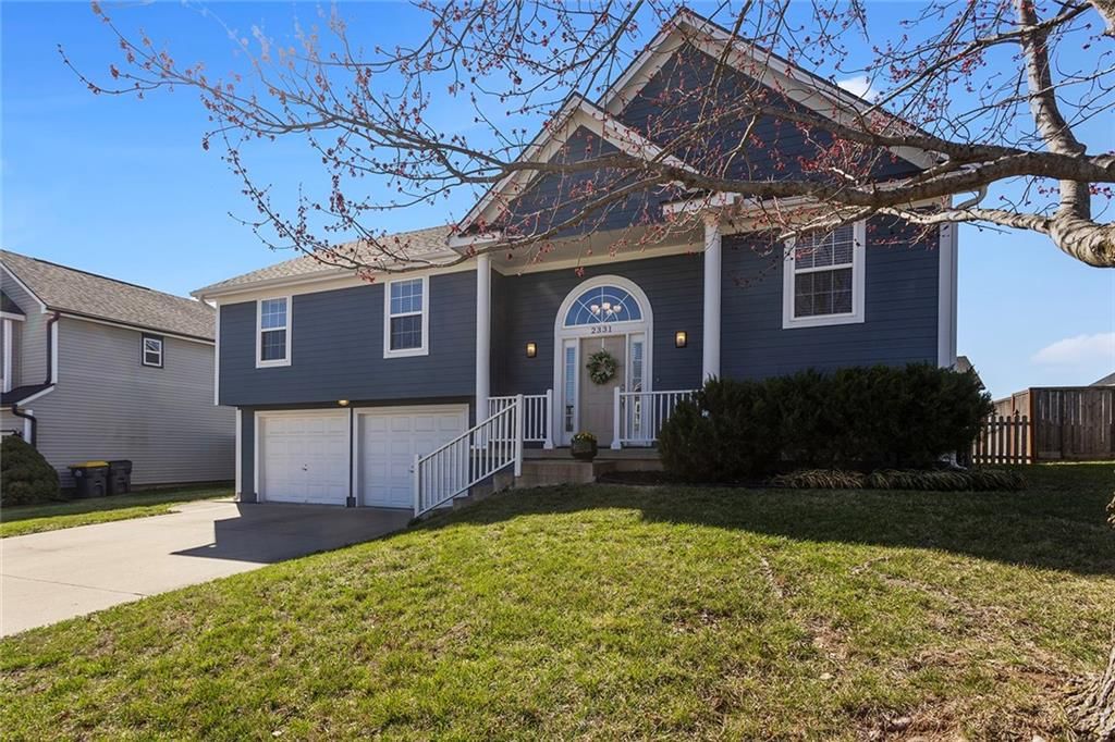 2331 NE Summerfield Drive — photo 2