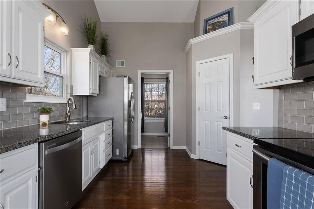2331 NE Summerfield Drive — photo 13