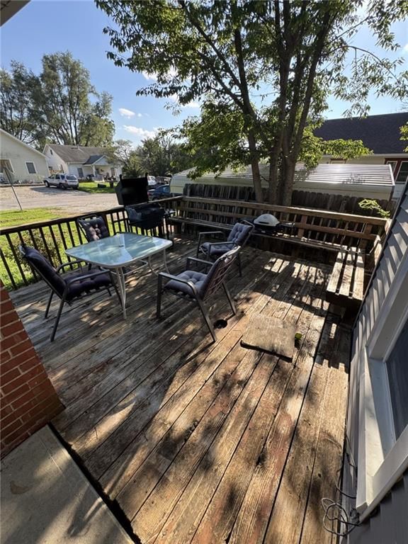 204 W 3rd Street — photo 3