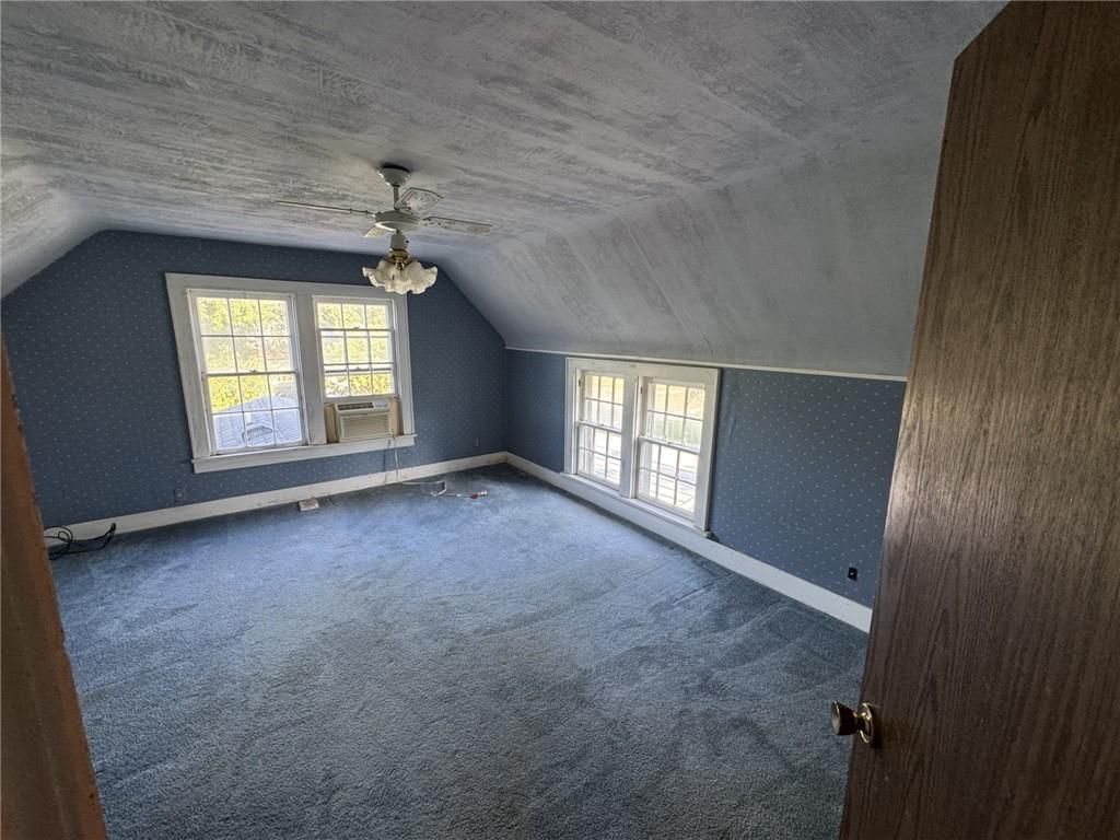 204 W 3rd Street — photo 17