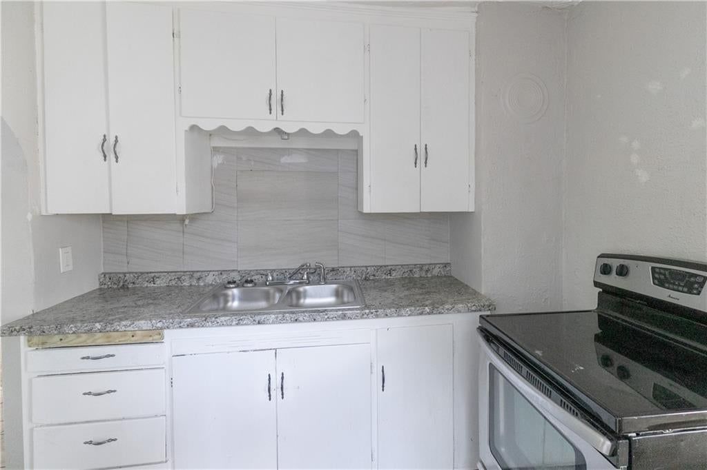 2446 Quincy Street — photo 11