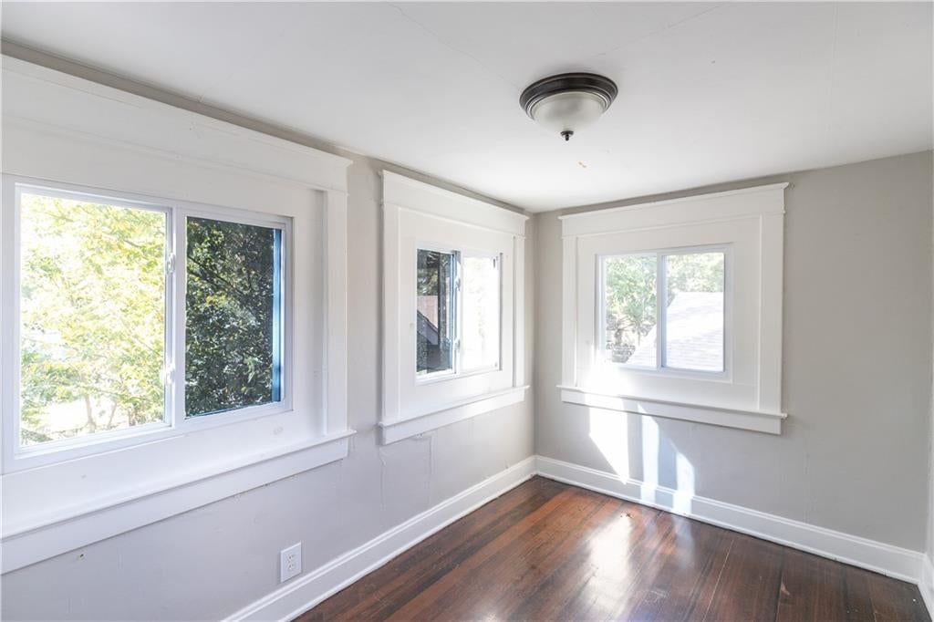 2446 Quincy Street — photo 18