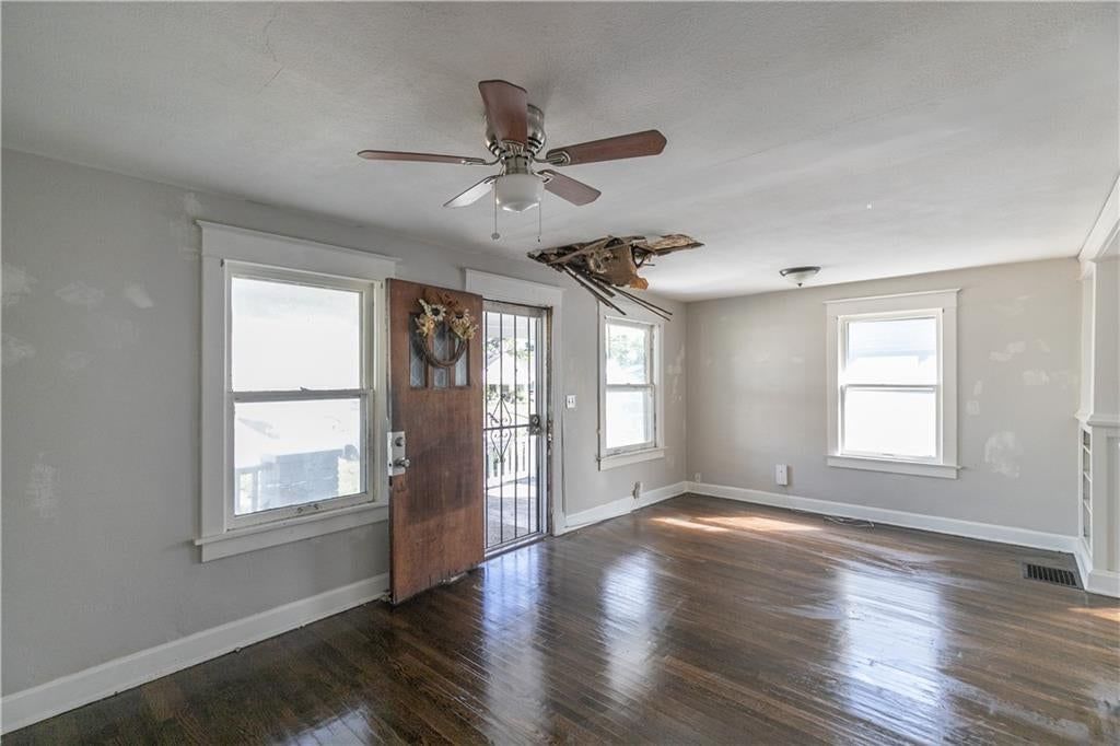 2446 Quincy Street — photo 23