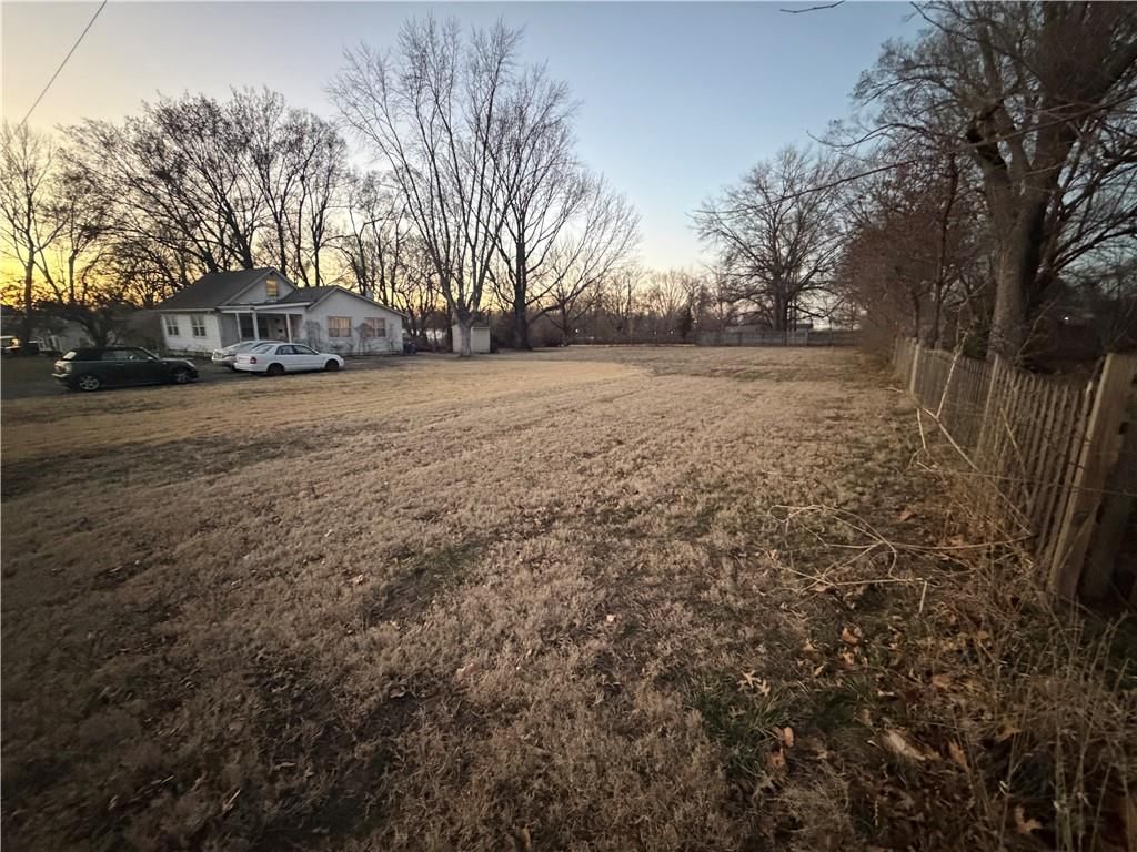 806 Zumwalt Avenue — photo 3