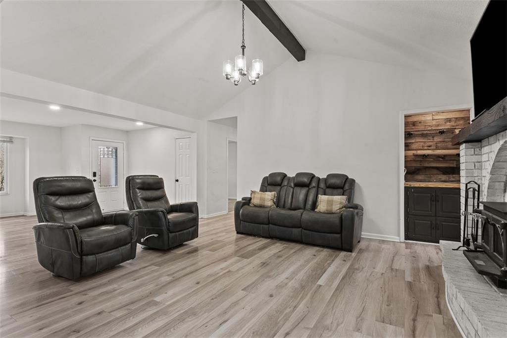 4100 N 109 Street — photo 12