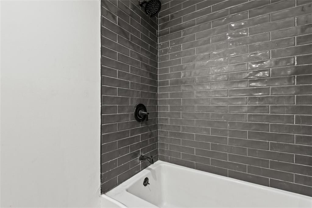 4100 N 109 Street — photo 24