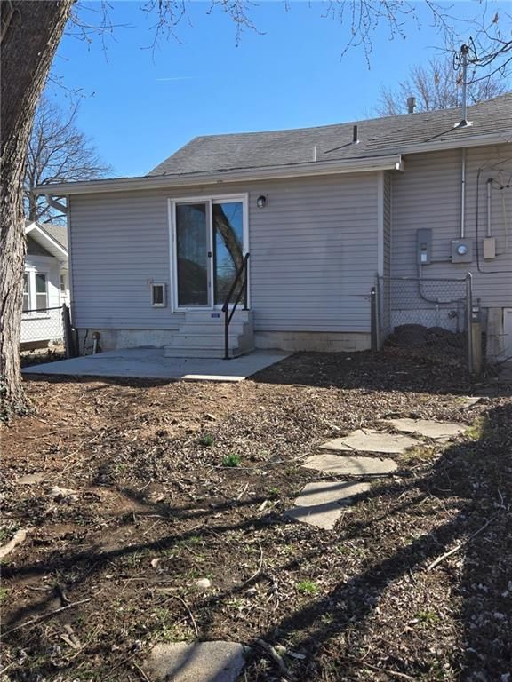 1036 Brown Avenue — photo 5