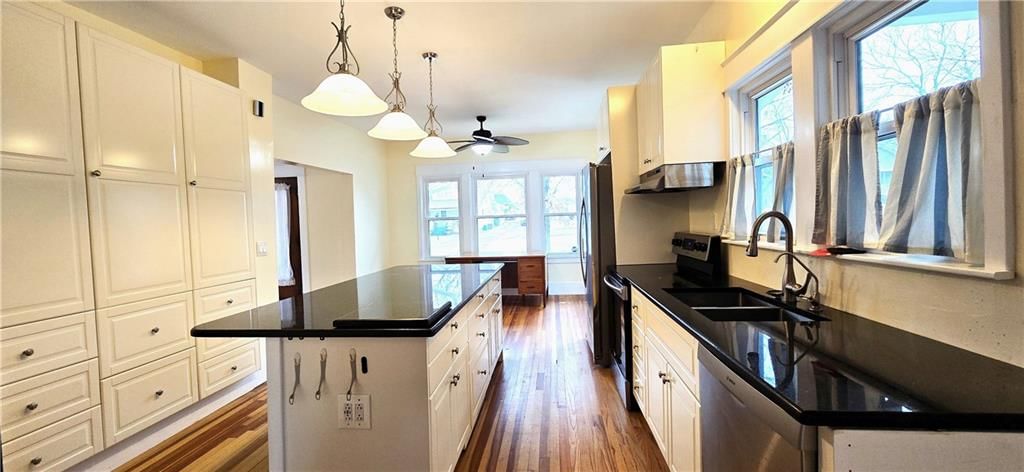 1036 Brown Avenue — photo 13