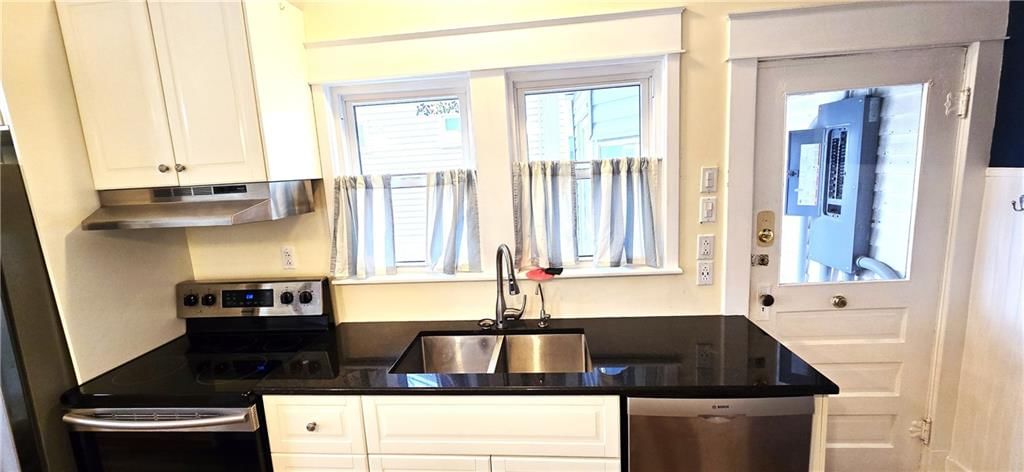 1036 Brown Avenue — photo 14