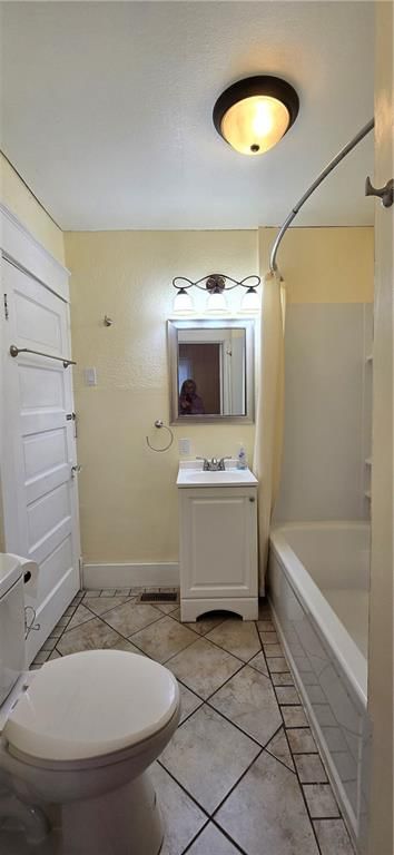 1036 Brown Avenue — photo 17