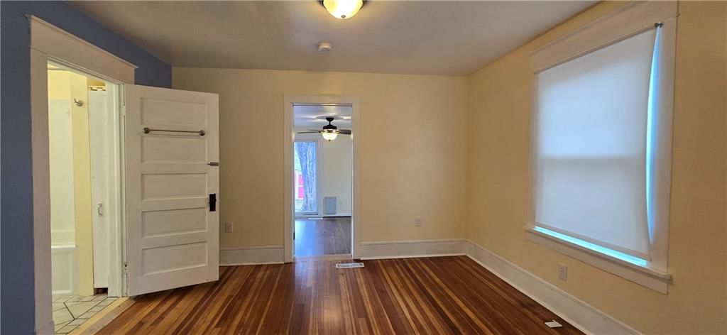1036 Brown Avenue — photo 19