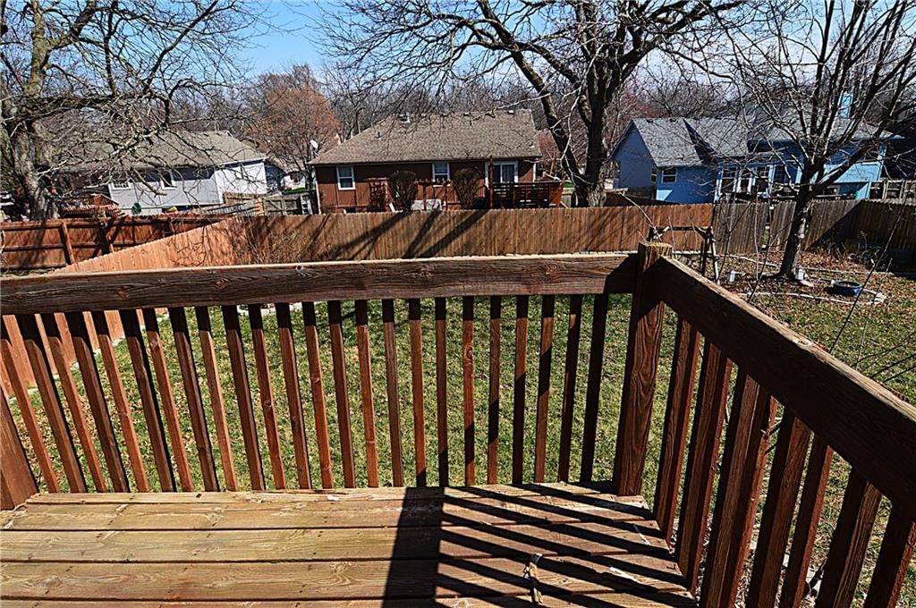 1133 NE Mulberry Street — photo 23