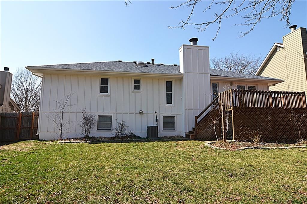 1133 NE Mulberry Street — photo 25