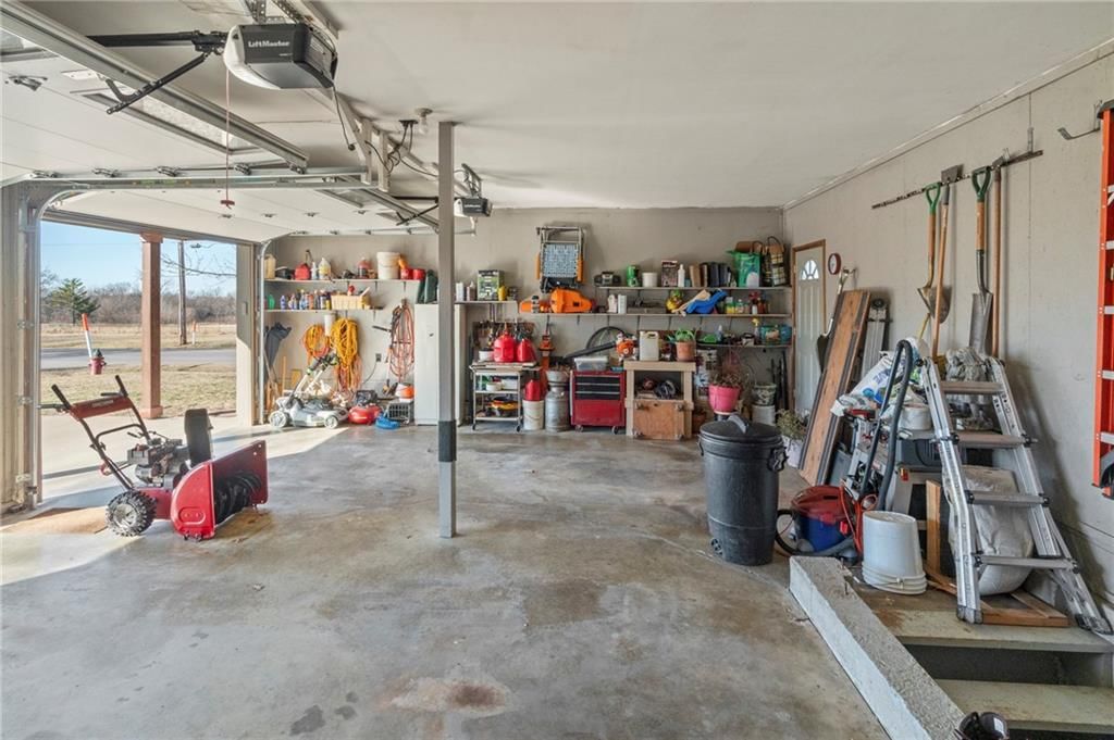 809 David Drive — photo 42
