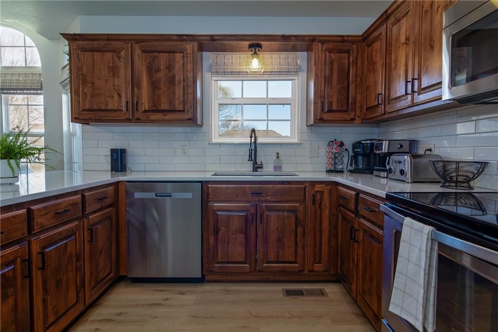 405 Villa Drive — photo 13