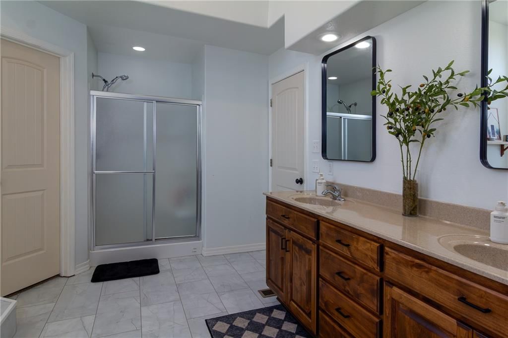 405 Villa Drive — photo 21