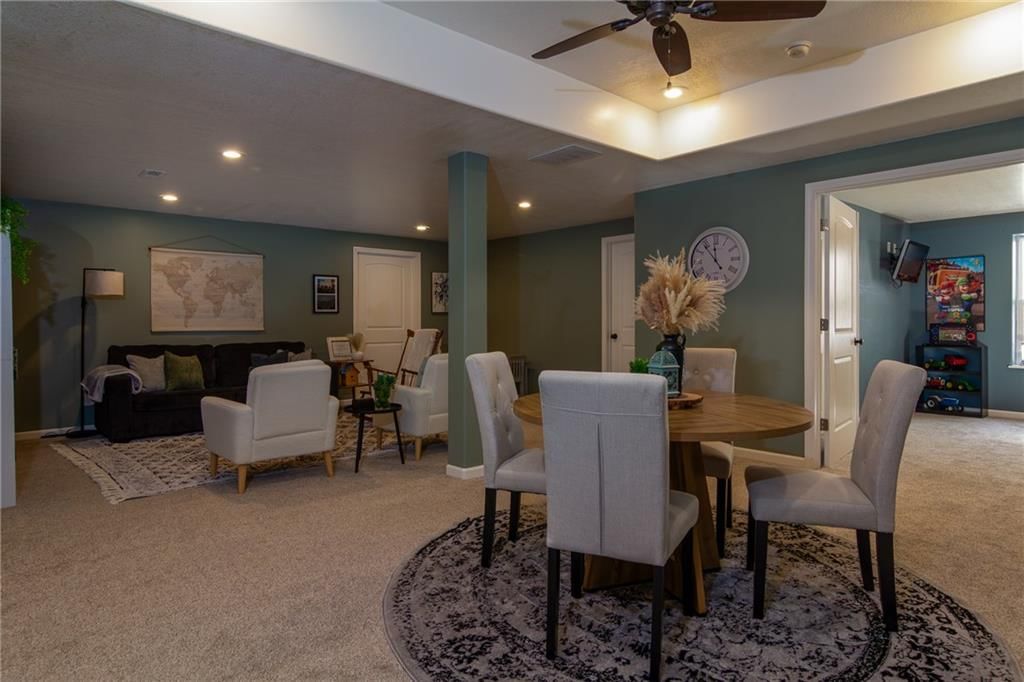 405 Villa Drive — photo 27