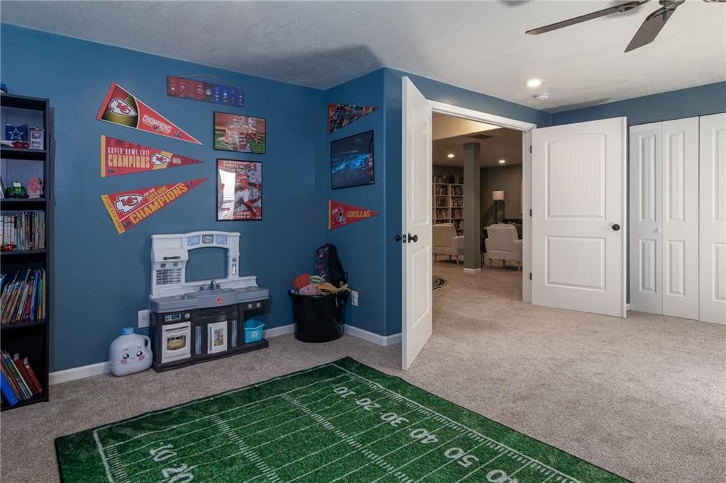 405 Villa Drive — photo 30