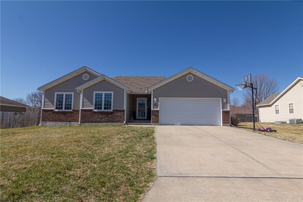 405 Villa Drive — photo 39