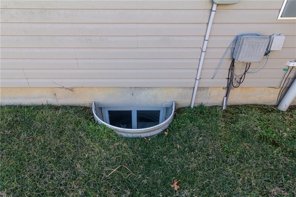 405 Villa Drive — photo 43