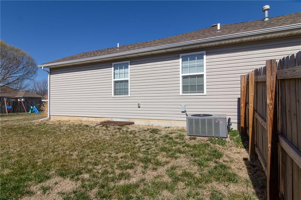 405 Villa Drive — photo 51