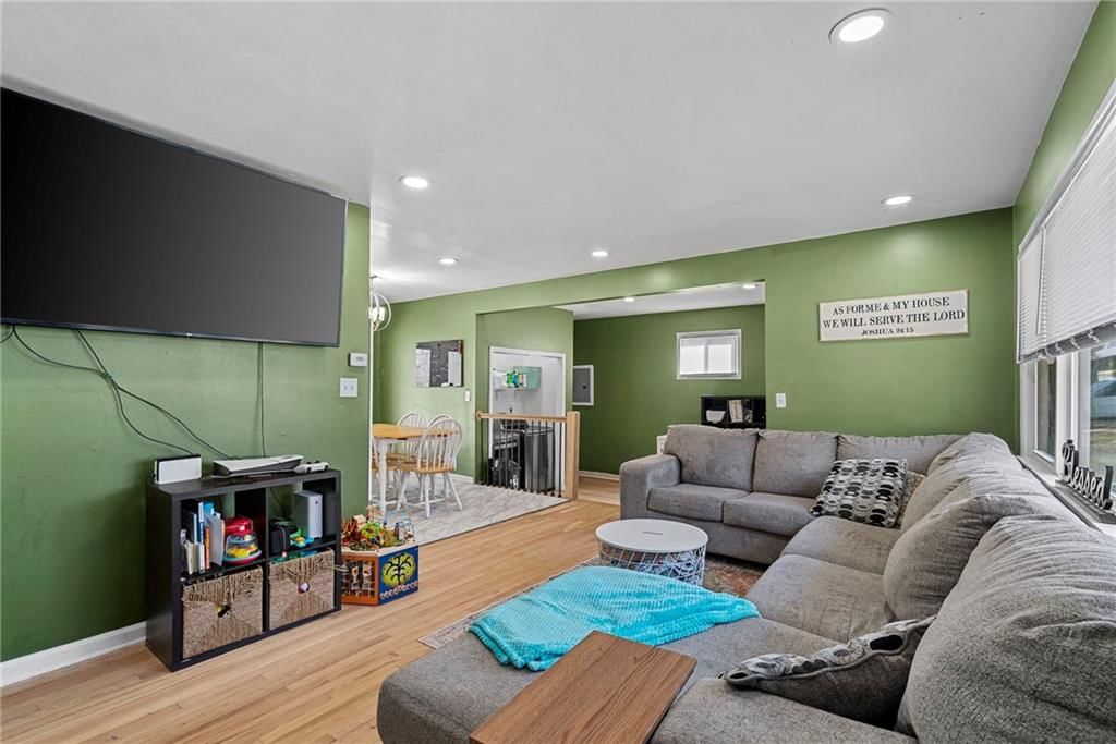 10809 Bristol Terrace — photo 3