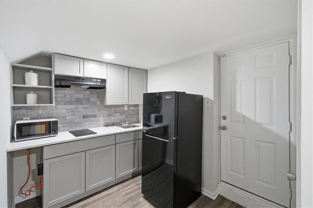 5400 Yecker Avenue — photo 16