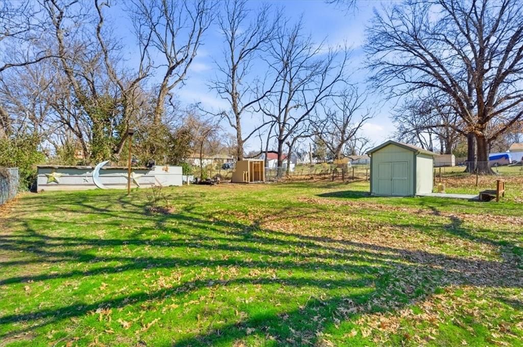 5400 Yecker Avenue — photo 35