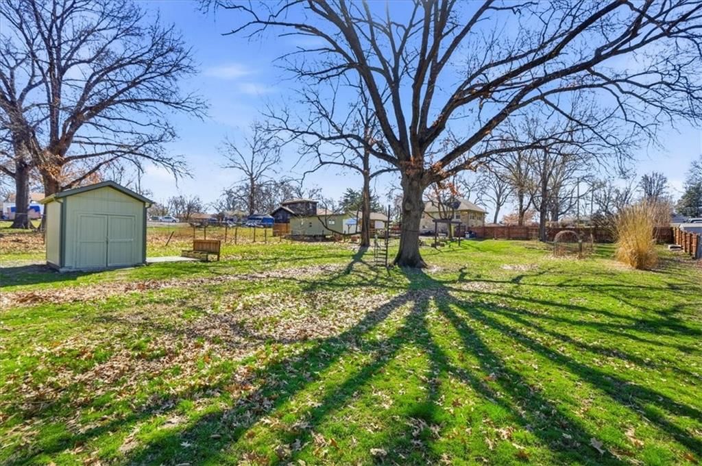 5400 Yecker Avenue — photo 36