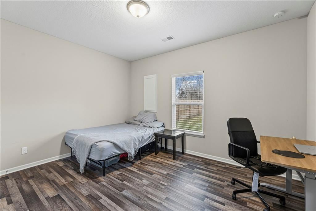 929 E Wilson Street — photo 19