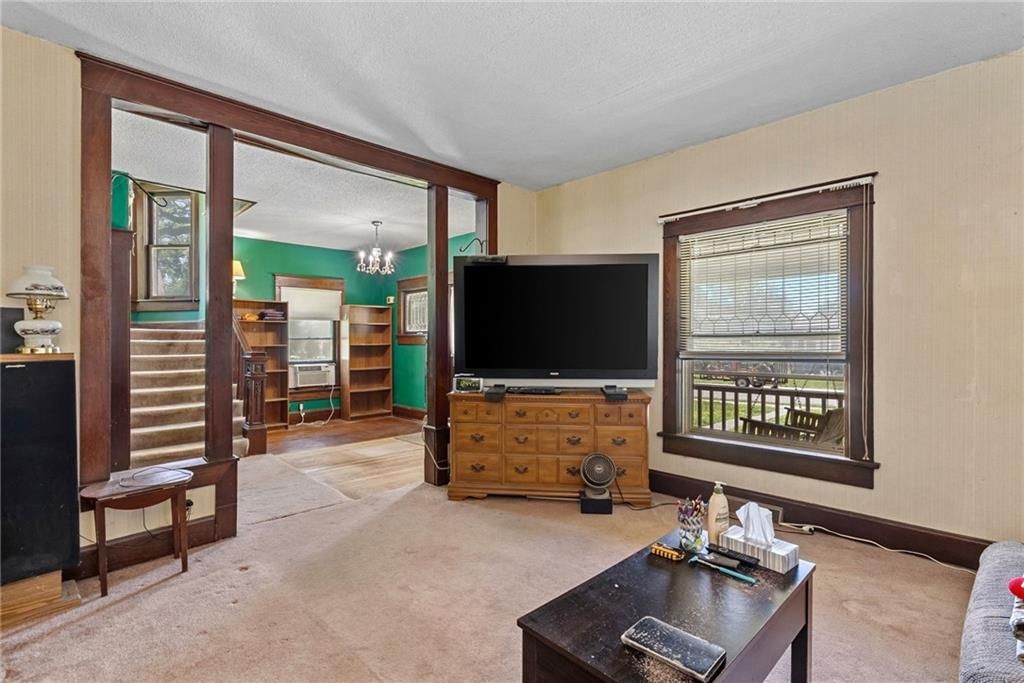 602 W Walnut Street — photo 11