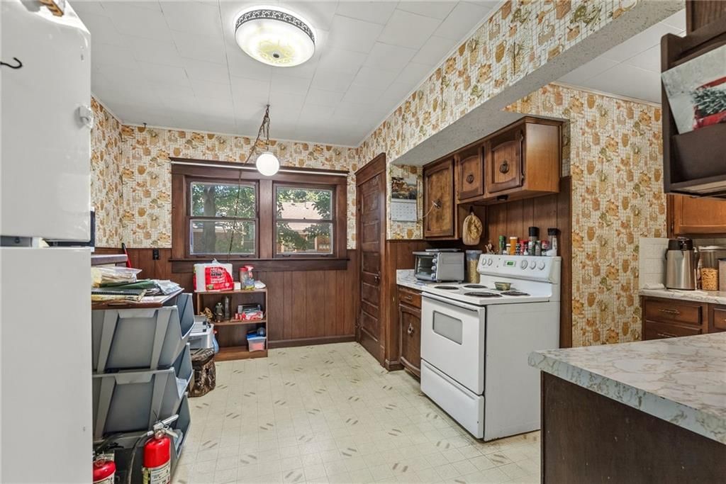 602 W Walnut Street — photo 18