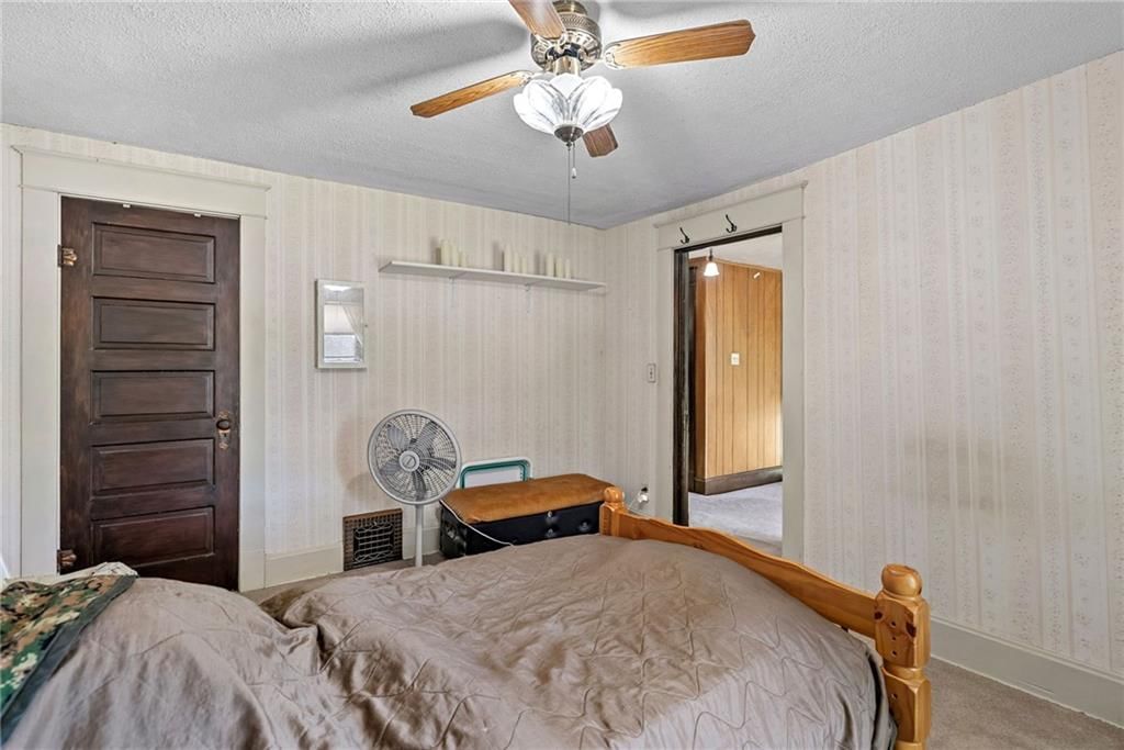 602 W Walnut Street — photo 23