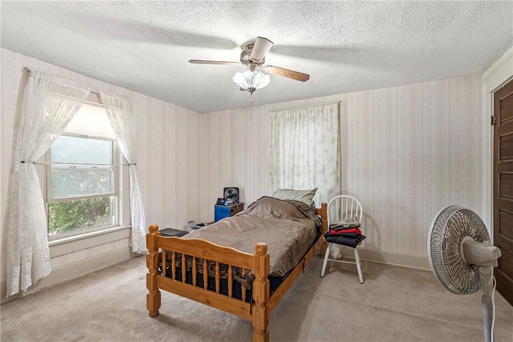 602 W Walnut Street — photo 24
