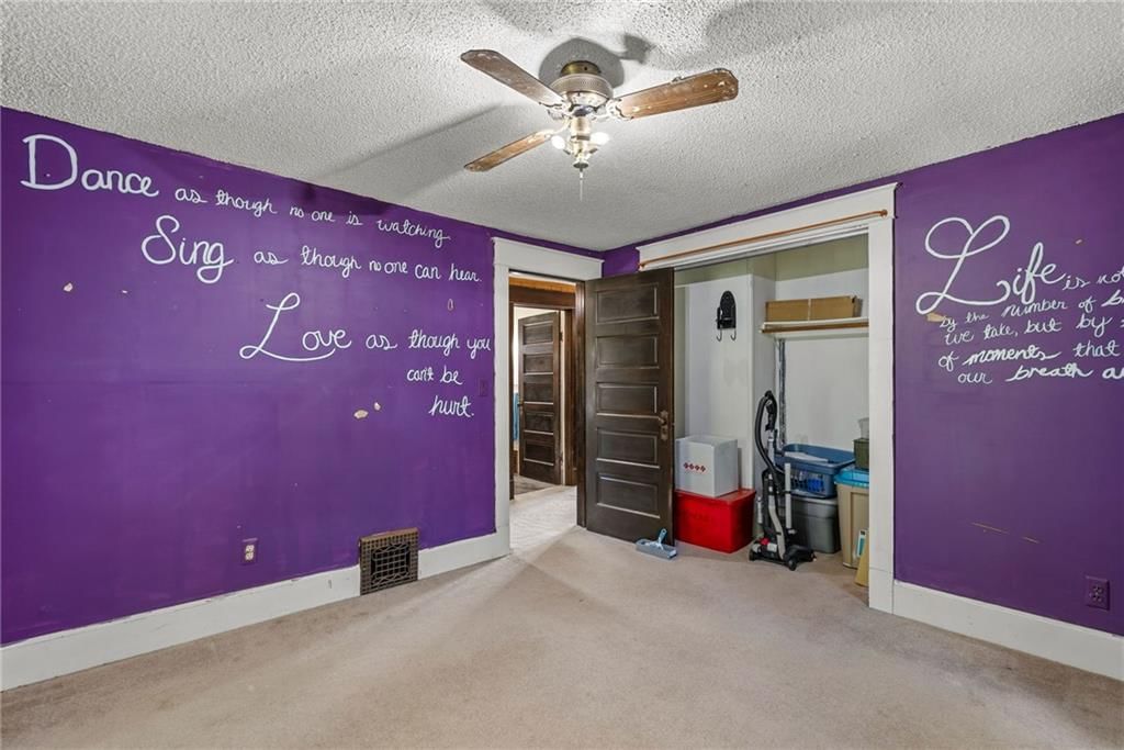 602 W Walnut Street — photo 26
