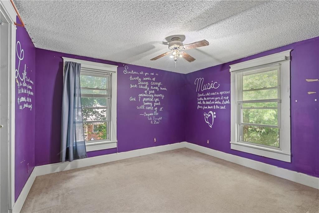 602 W Walnut Street — photo 27