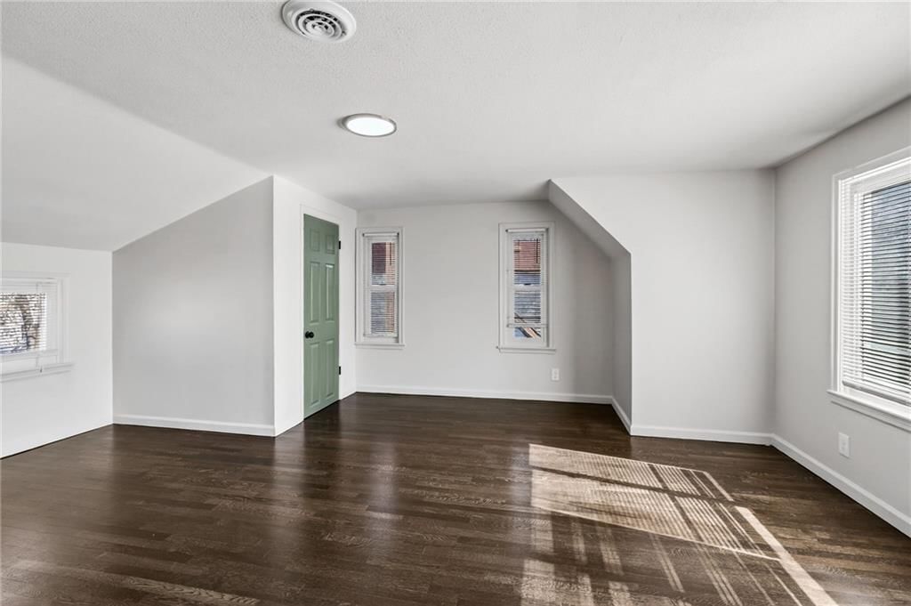 1511 E 59th Street — photo 15