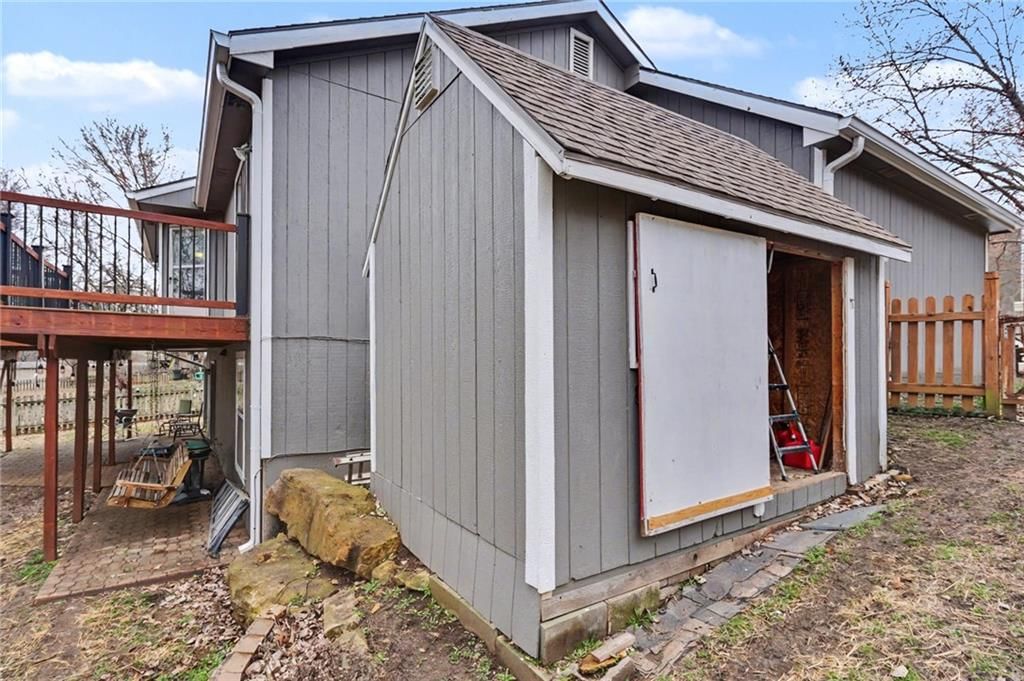 1011 Lakecrest Road — photo 30