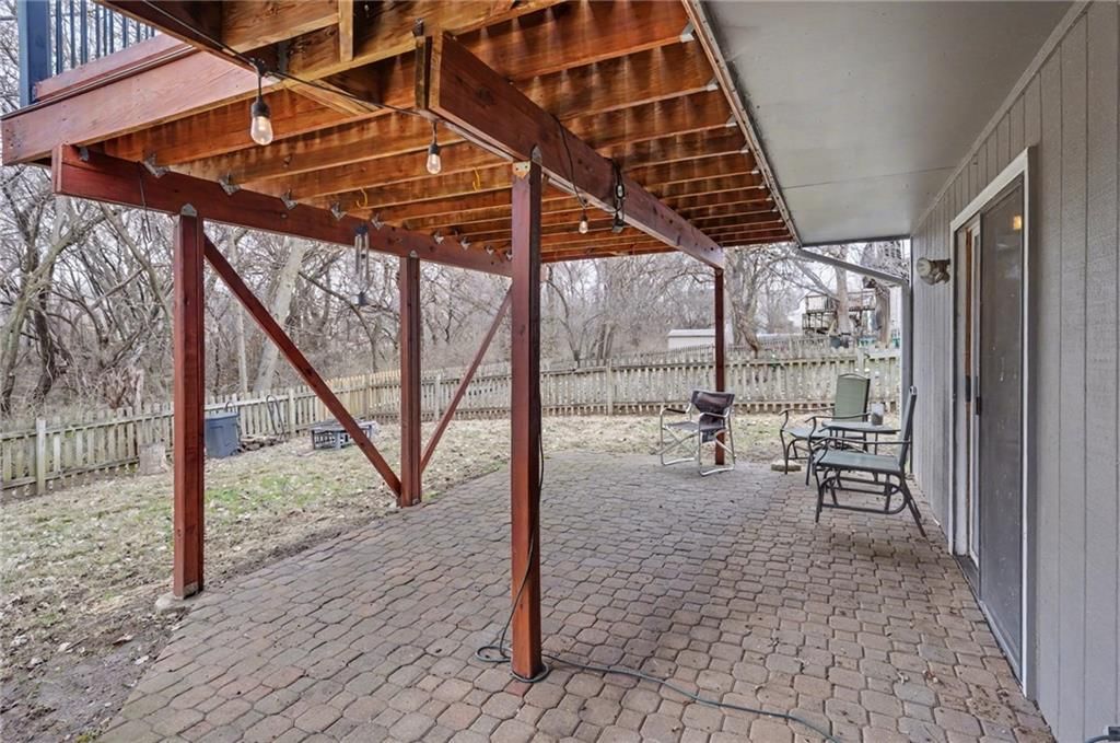 1011 Lakecrest Road — photo 32