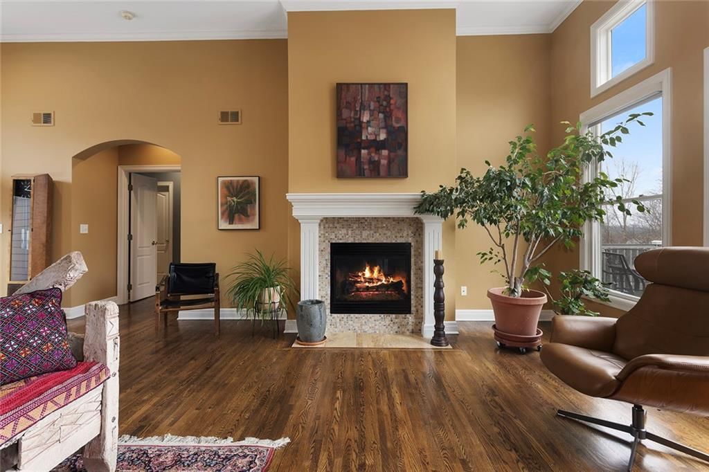 5701 NE Coral Drive — photo 3
