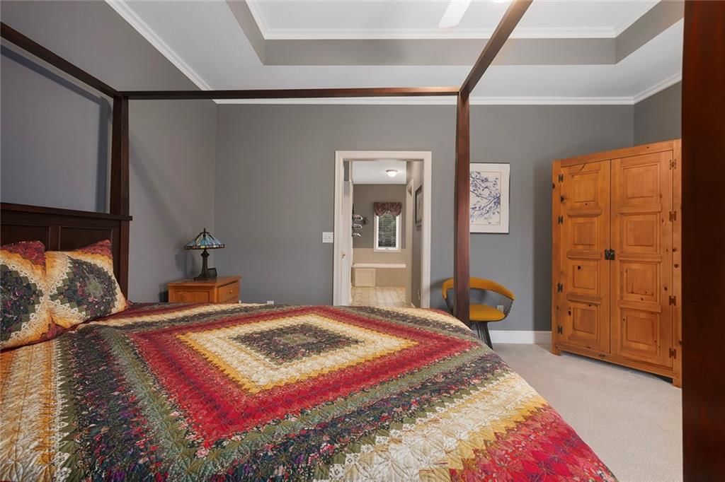 5701 NE Coral Drive — photo 17
