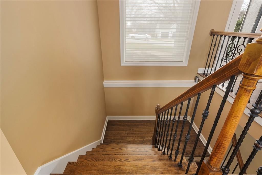 5701 NE Coral Drive — photo 22