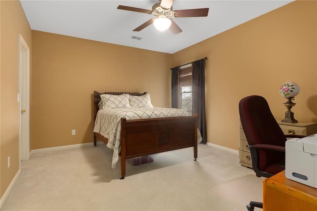 5701 NE Coral Drive — photo 28