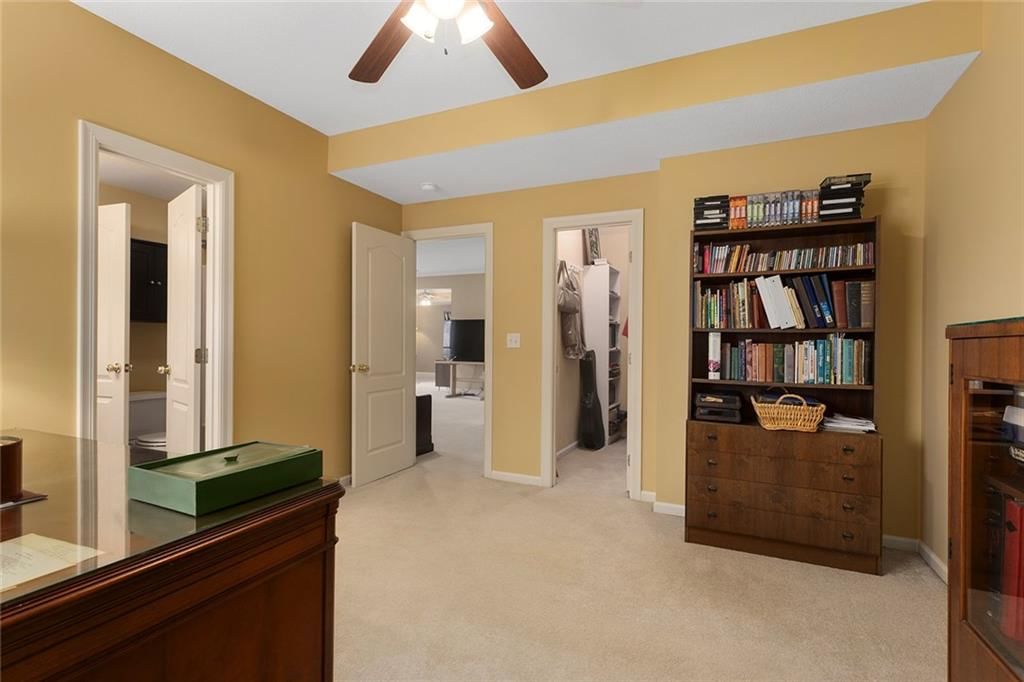 5701 NE Coral Drive — photo 33
