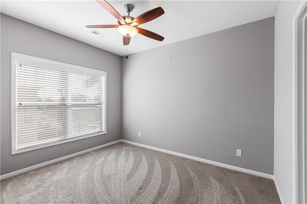 4450 Summit Street — photo 13