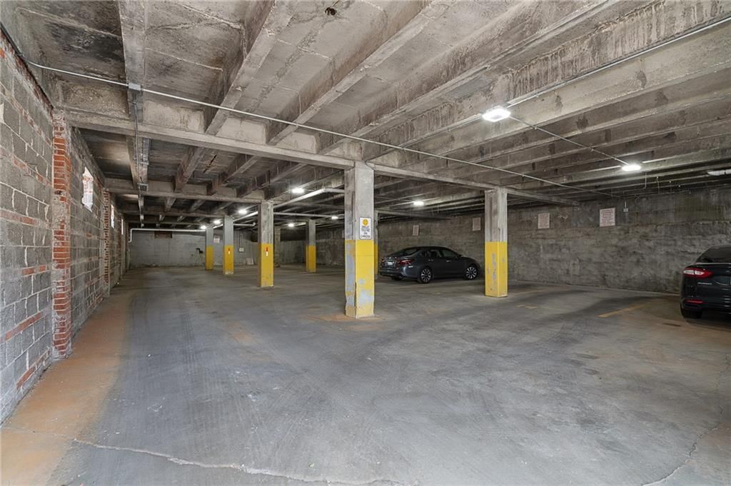 700 Broadway Boulevard — photo 41