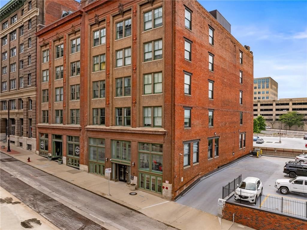 700 Broadway Boulevard — photo 44