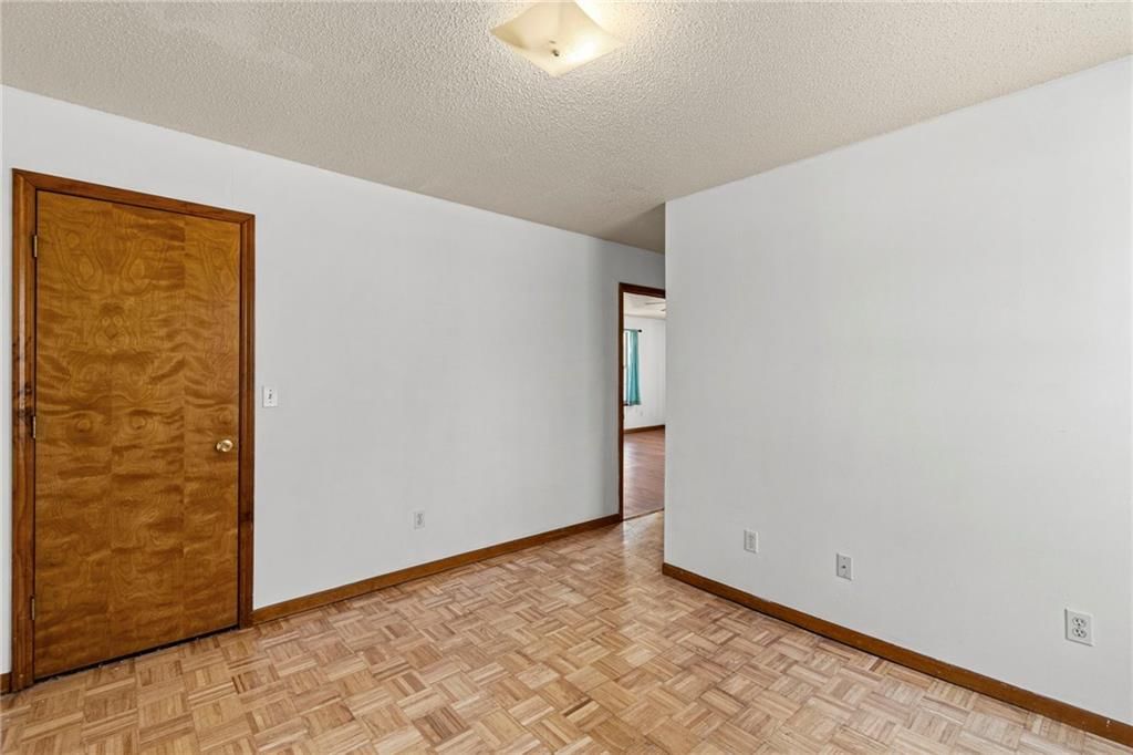 213 N 4TH Street — photo 11